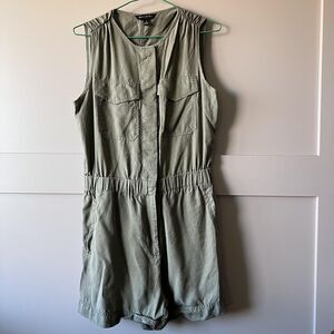 Banana Republic Utility Romper Womens Small Tencel Lyocell Sleeveless Shorts